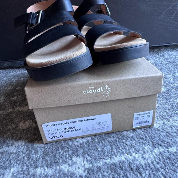 Madewell strappy molded footbed Black Leather Sandals - Picture 5 of 8